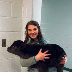 Meet your Posher, Sarah cate